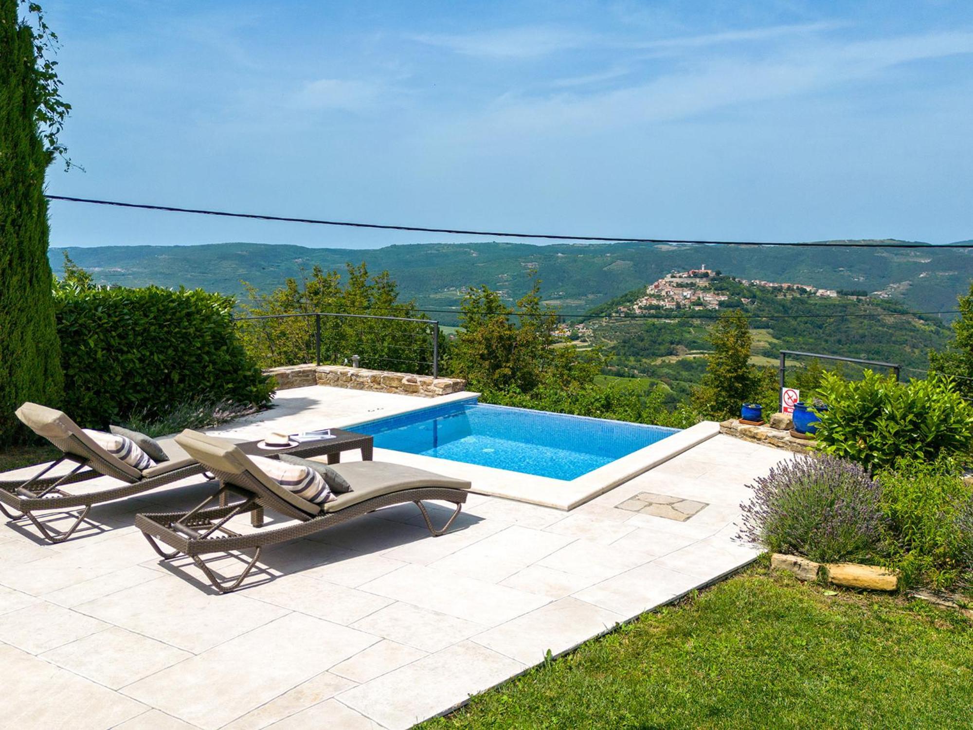Dreamhill Meloni Villa Motovun Exterior photo