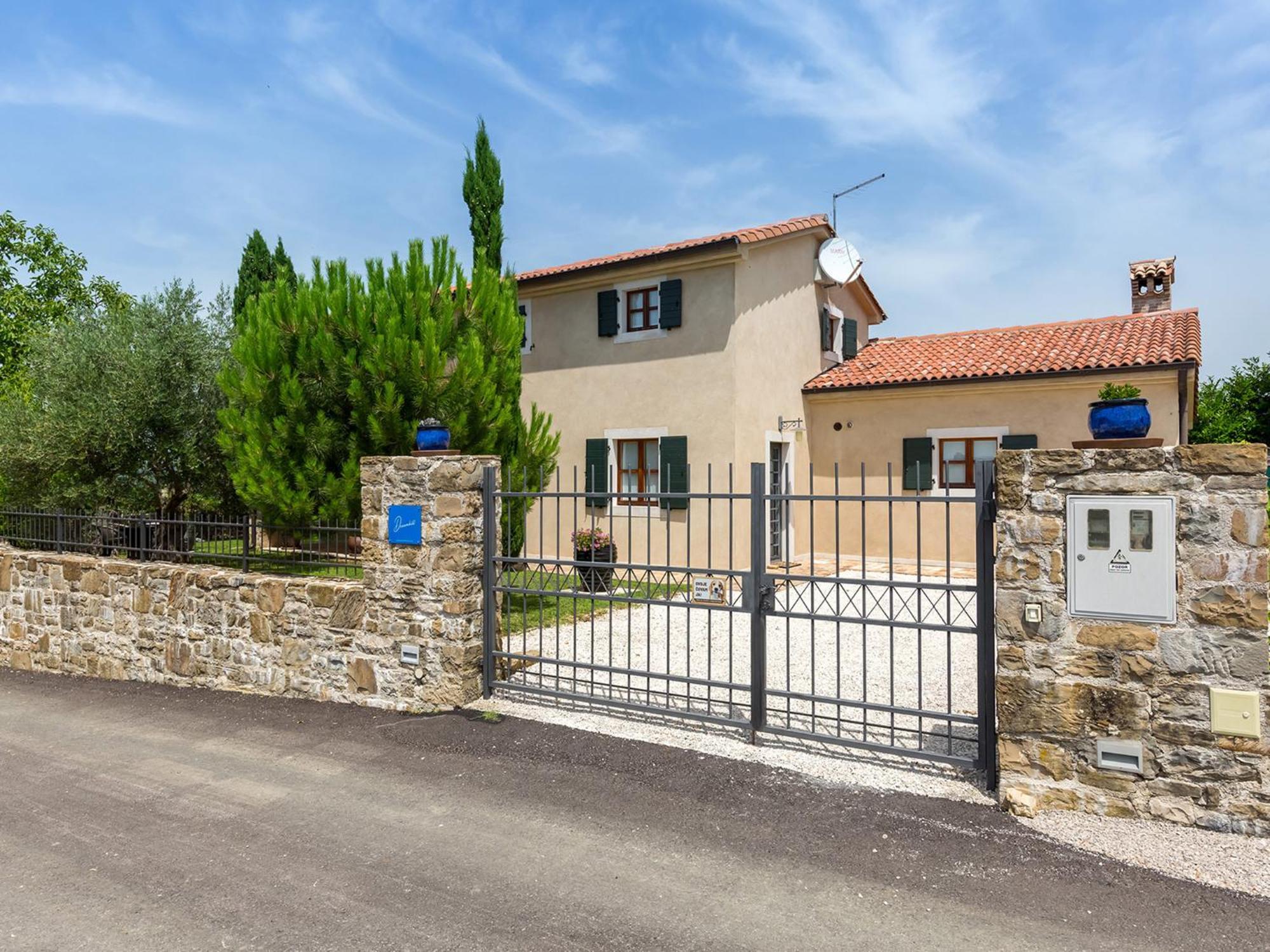 Dreamhill Meloni Villa Motovun Exterior photo